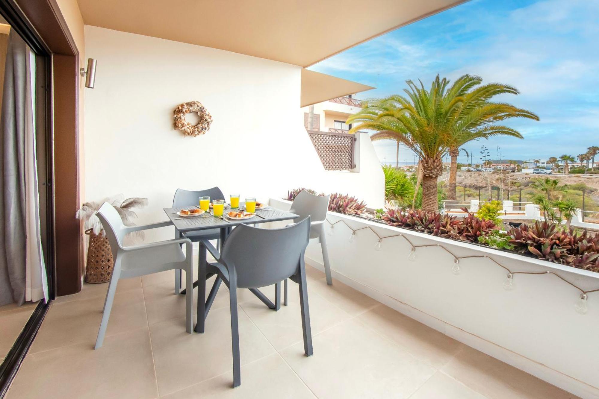 Newly Renovated, Luxurious Apartment With A Heated Pool, 259 San Miguel de Abona Exterior foto